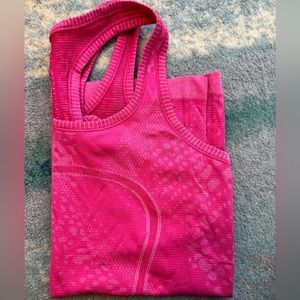 Lululemon Racerback tank top size 6 great condition